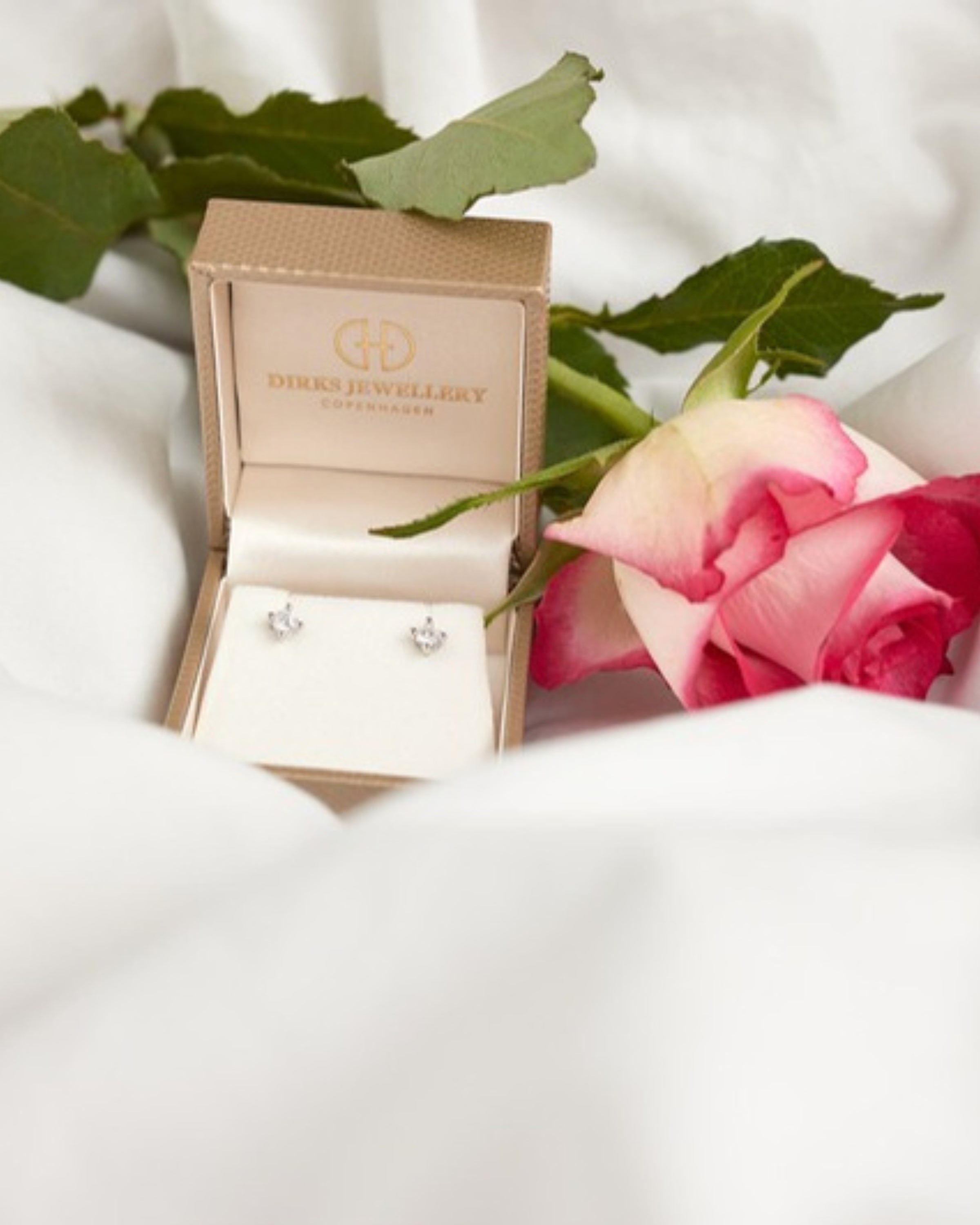 Smykker som gave fra Dirks Jewellery