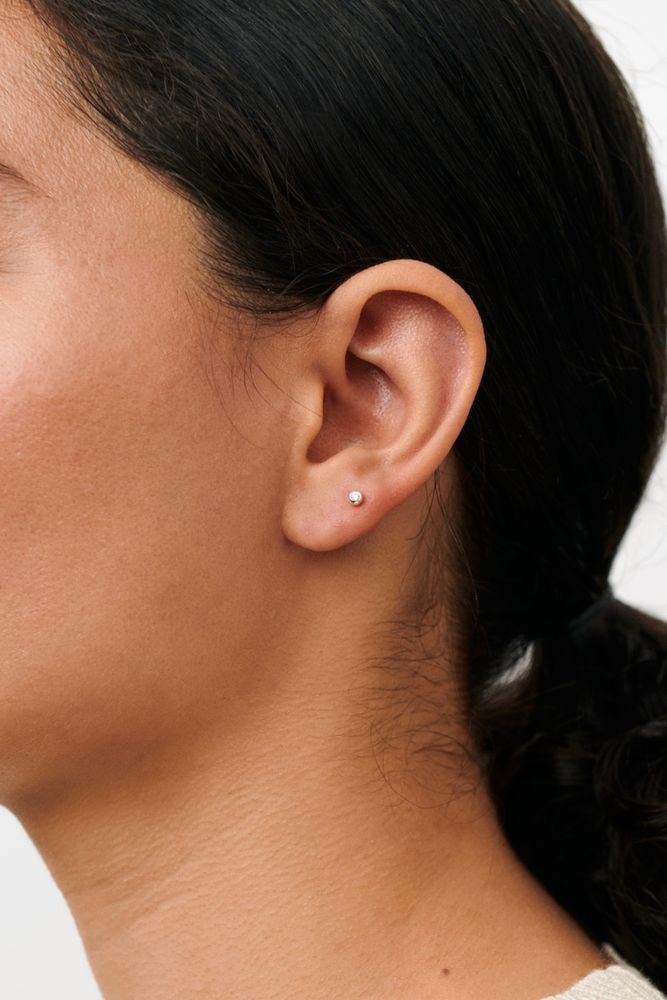 Astra Helix Piercing 1 STK – fra Pernille Corydon | Dirks Jewellery