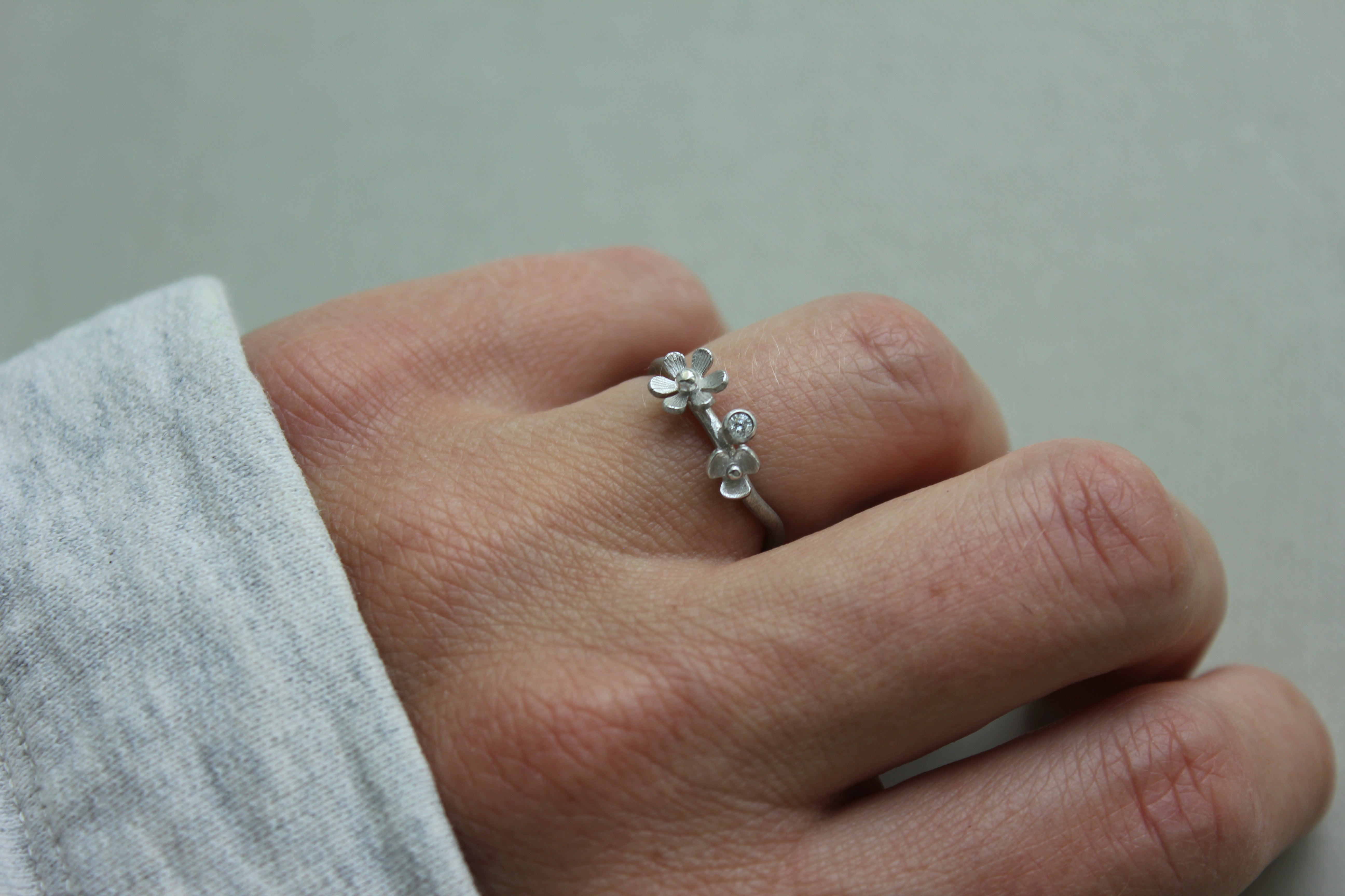 14kt defleur m. 2 blomster – fra Dirks Jewellery | Dirks Jewellery