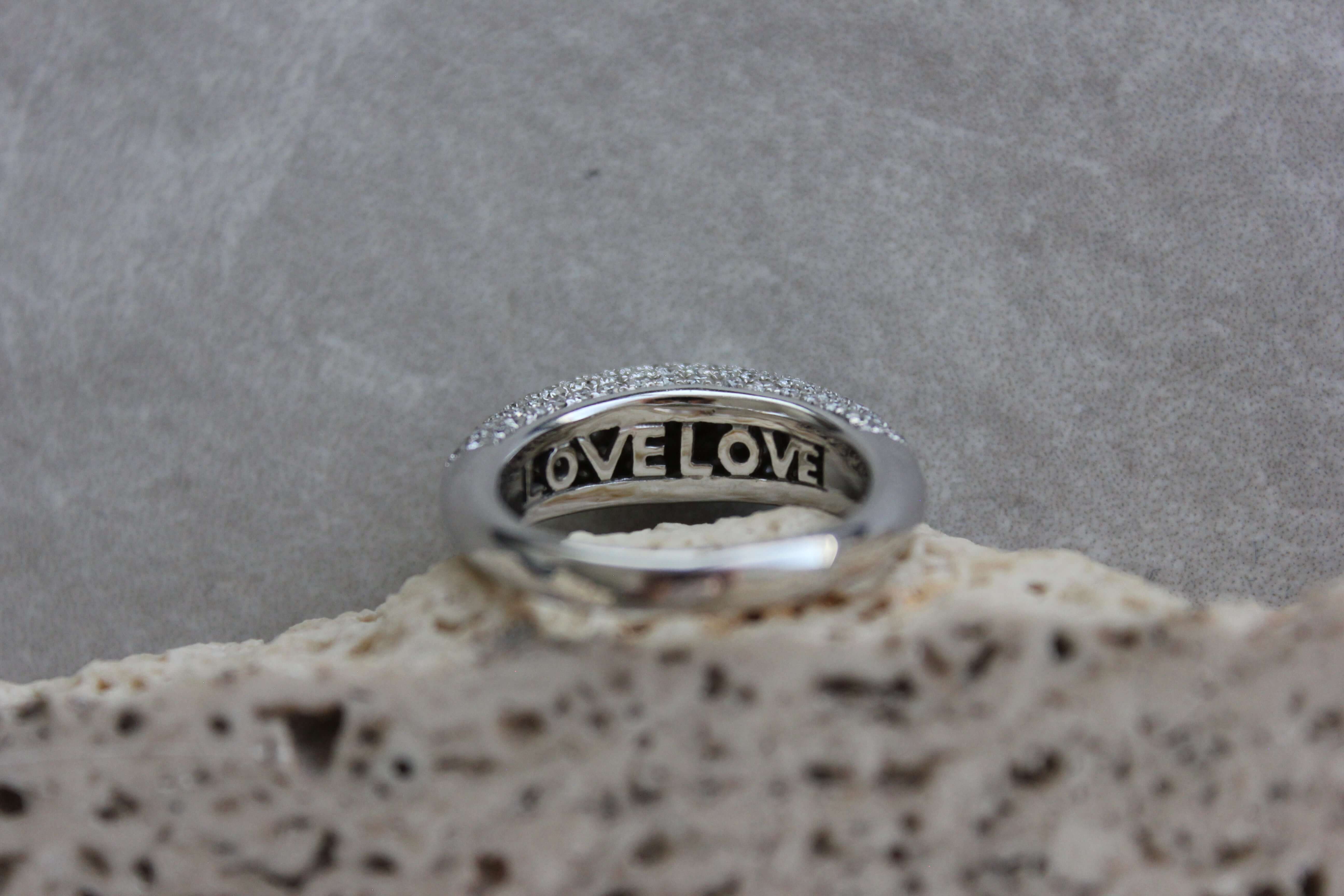 Ring, 14K hvg m. brillanter – Ægte håndværk fra Dirks Jewellery