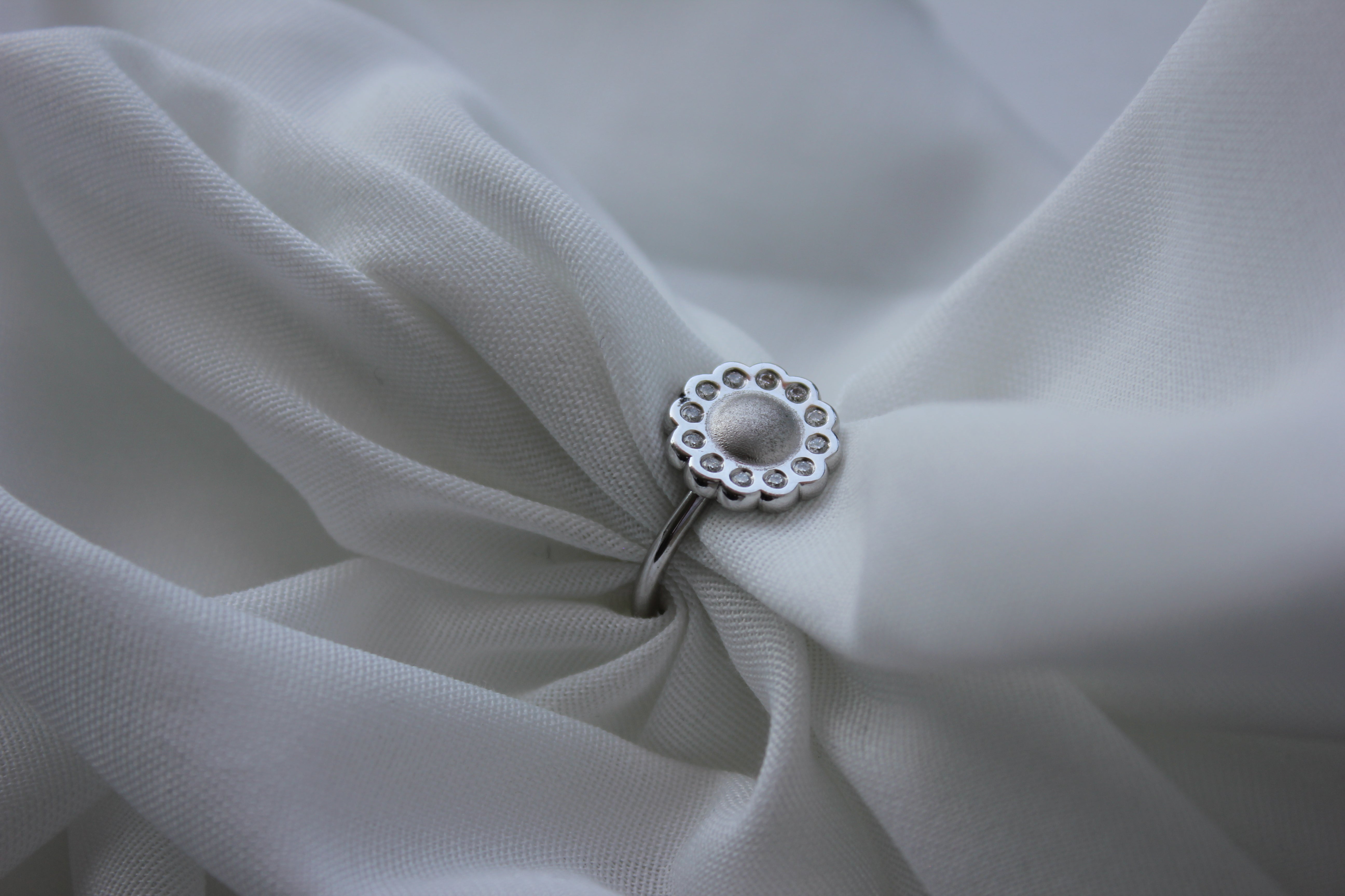 Fleur Ring 14K Hvidguld – fra Dirks Jewellery | Dirks Jewellery