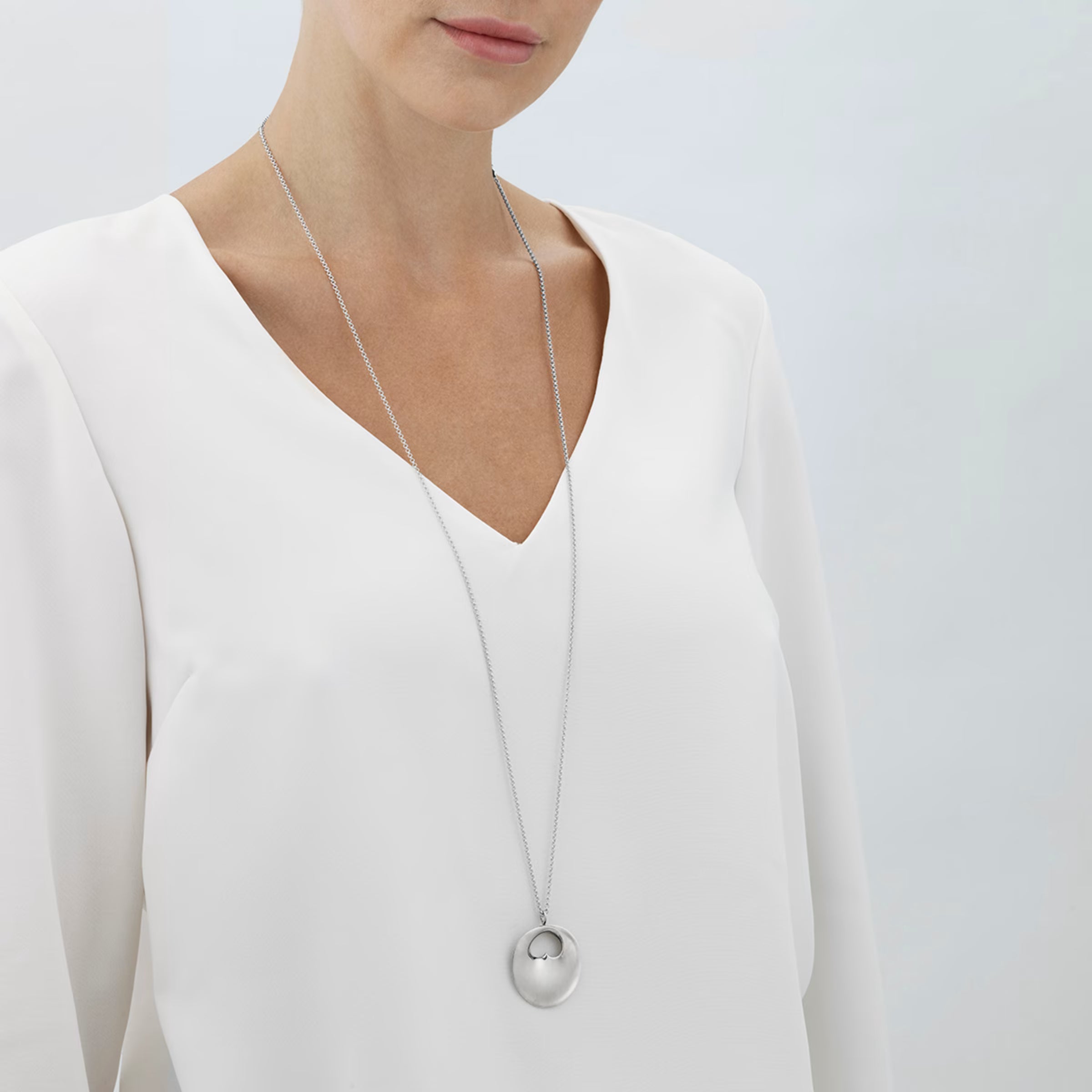 Hidden heart vedhæng,L – Ægte håndværk fra Georg Jensen