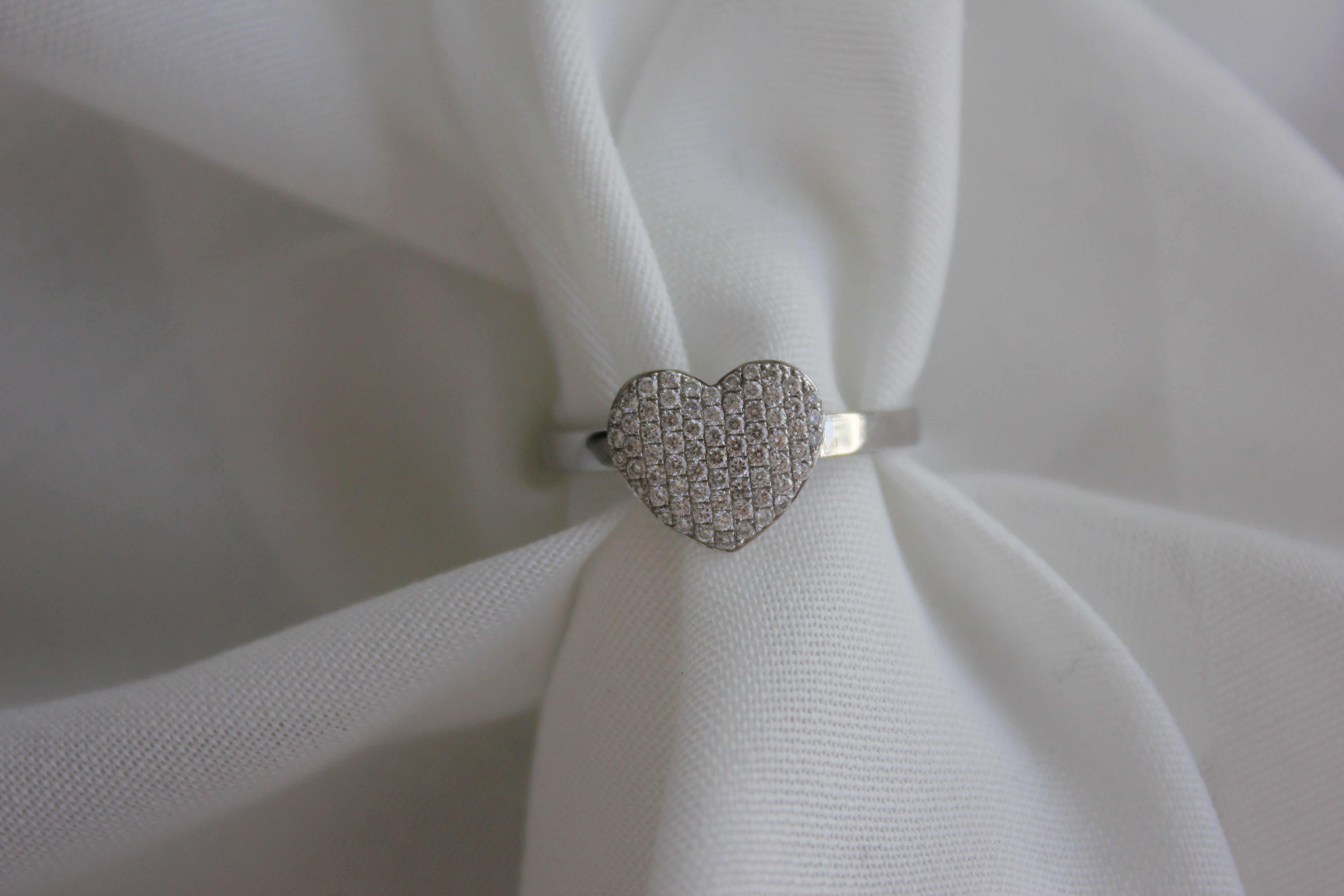 Ring, hjerte 18k wg. – fra Dirks Jewellery | Dirks Jewellery