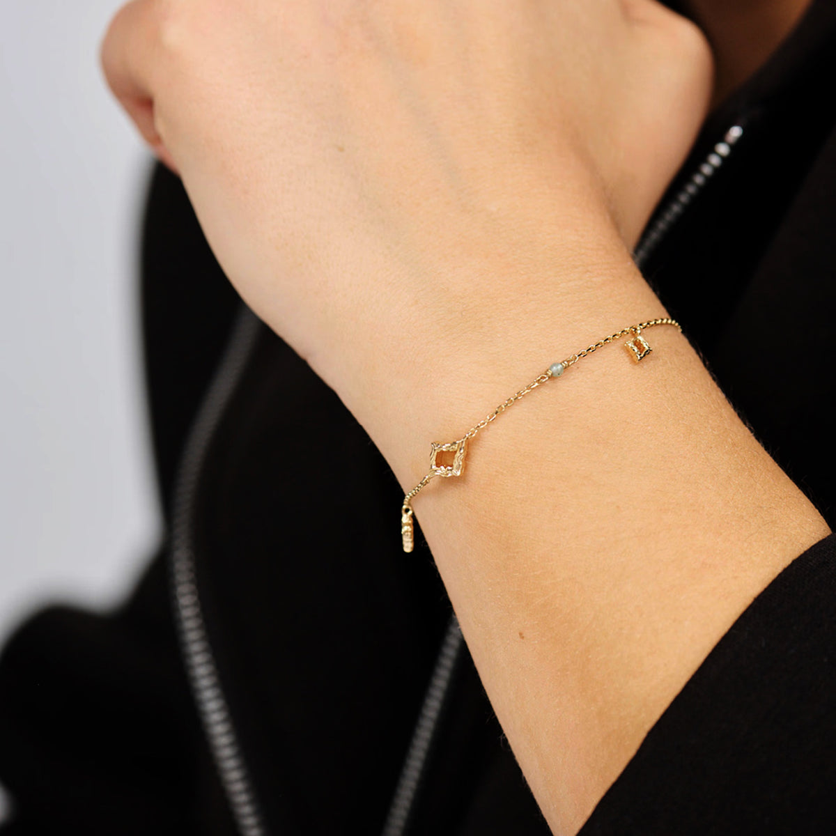 Peak Armbånd Forgyldt Sølv Zirkoner