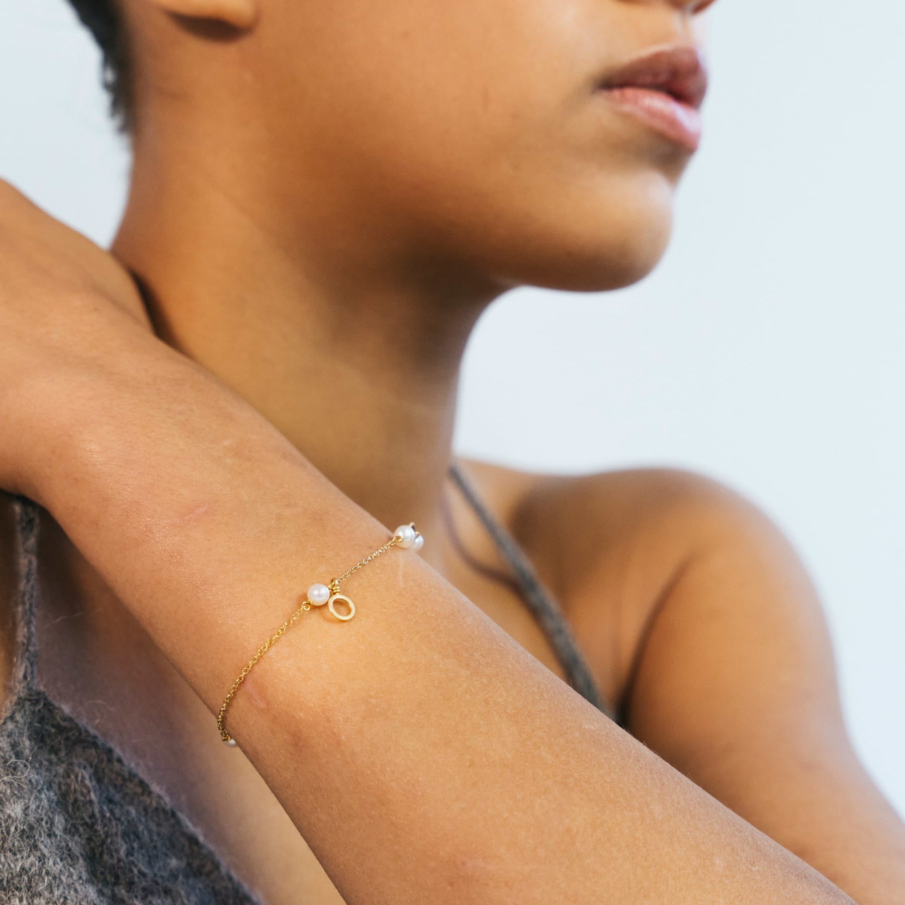 Piccolo Marina armbånd, 18K guld m. FWP – fra Dulong | Dirks Jewellery