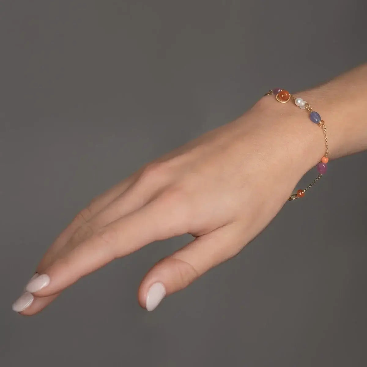 Piccolo Wild Berry Armlænke 18K Guld – Ægte håndværk fra Dirks Jewellery