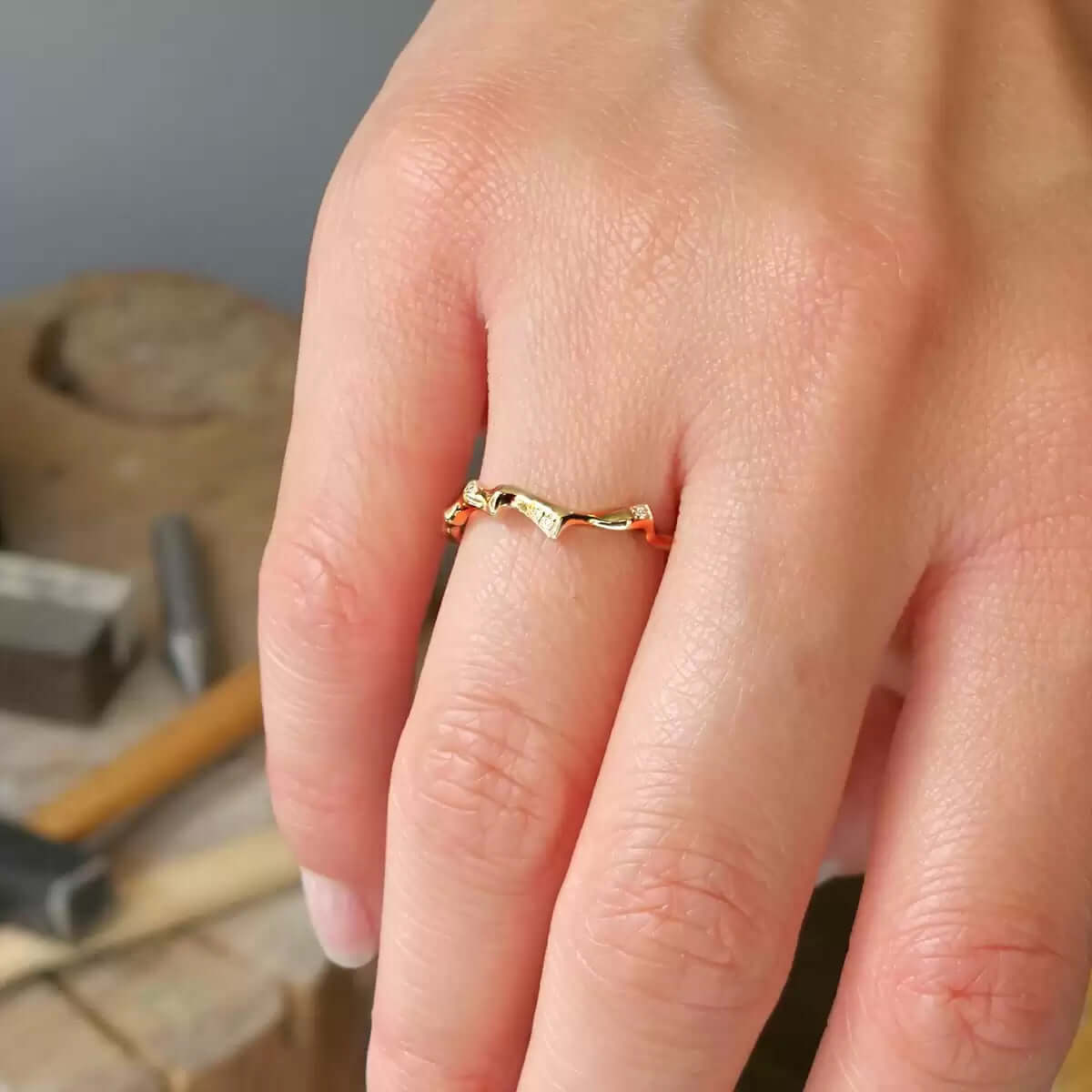 Catch, 14K guld m. brillanter – Ægte håndværk fra Dirks Jewellery