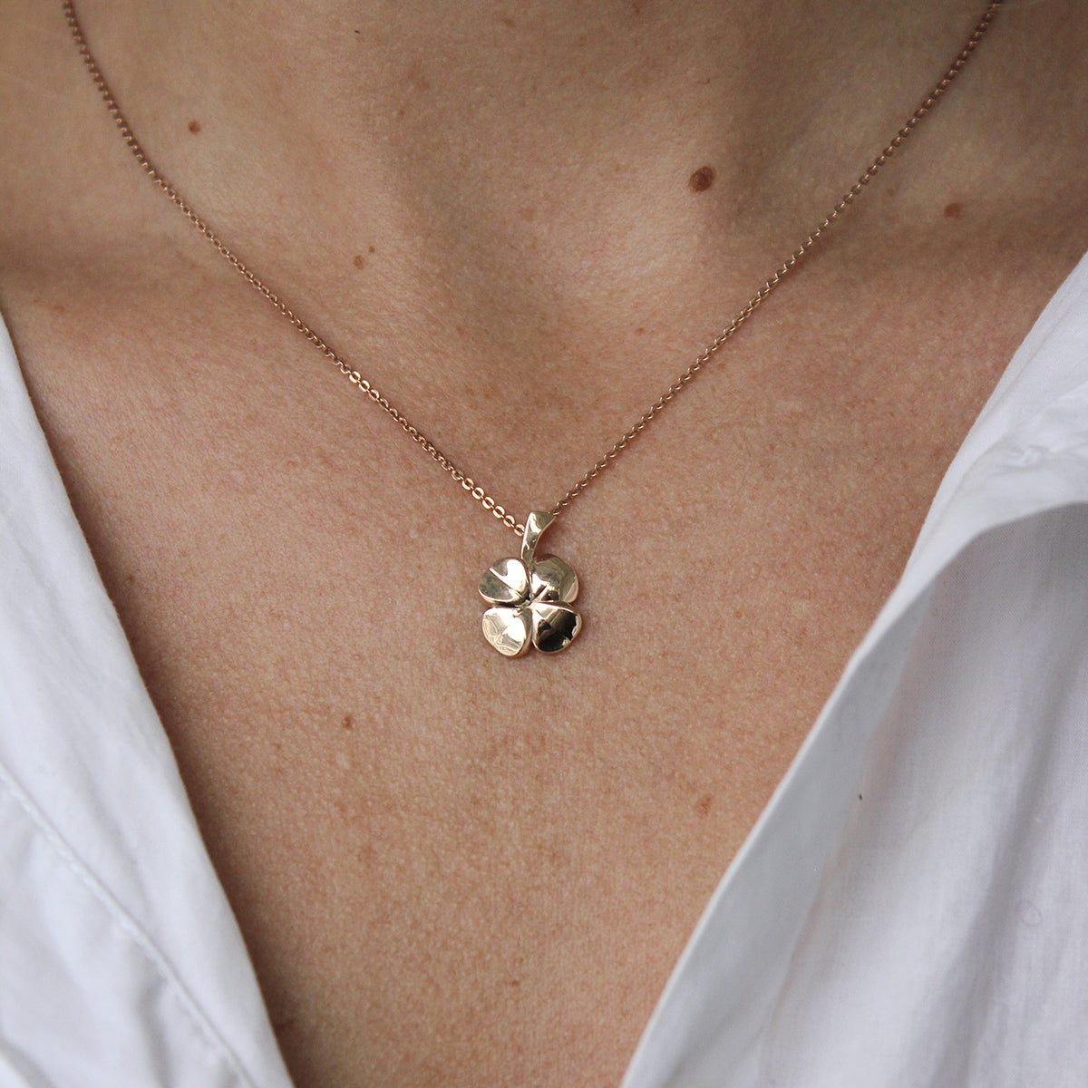 Firkløver, 14K guldvedhæng – fra Dirks Jewellery | Dirks Jewellery