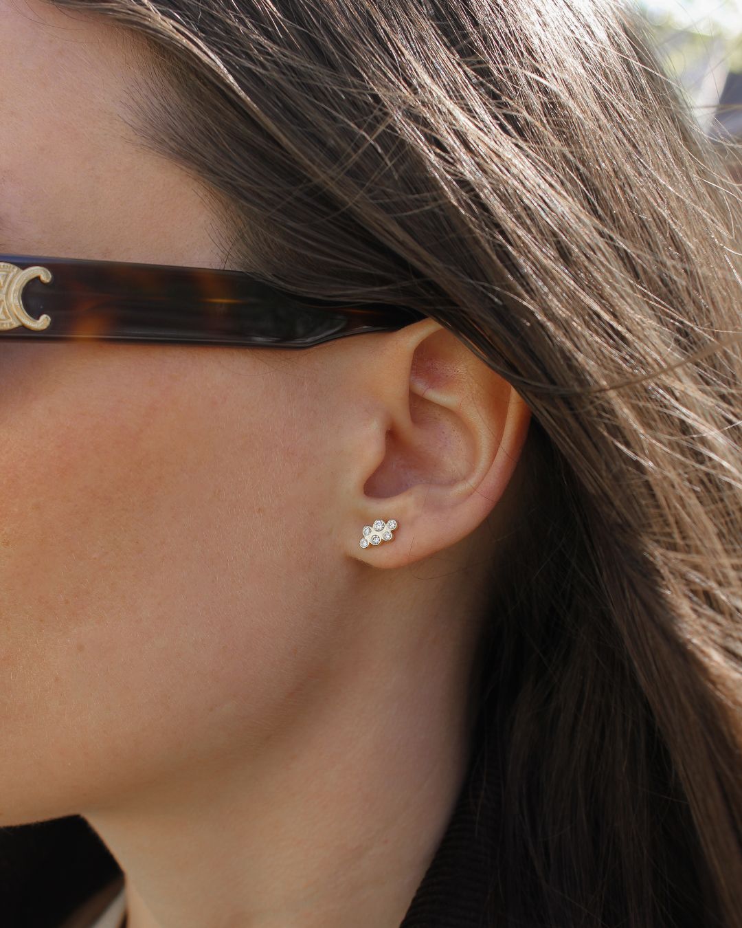 Isabel, 9K ørestik m. Laboratoriefremstillet diamanter – fra Dirks Jewellery | Dirks Jewellery