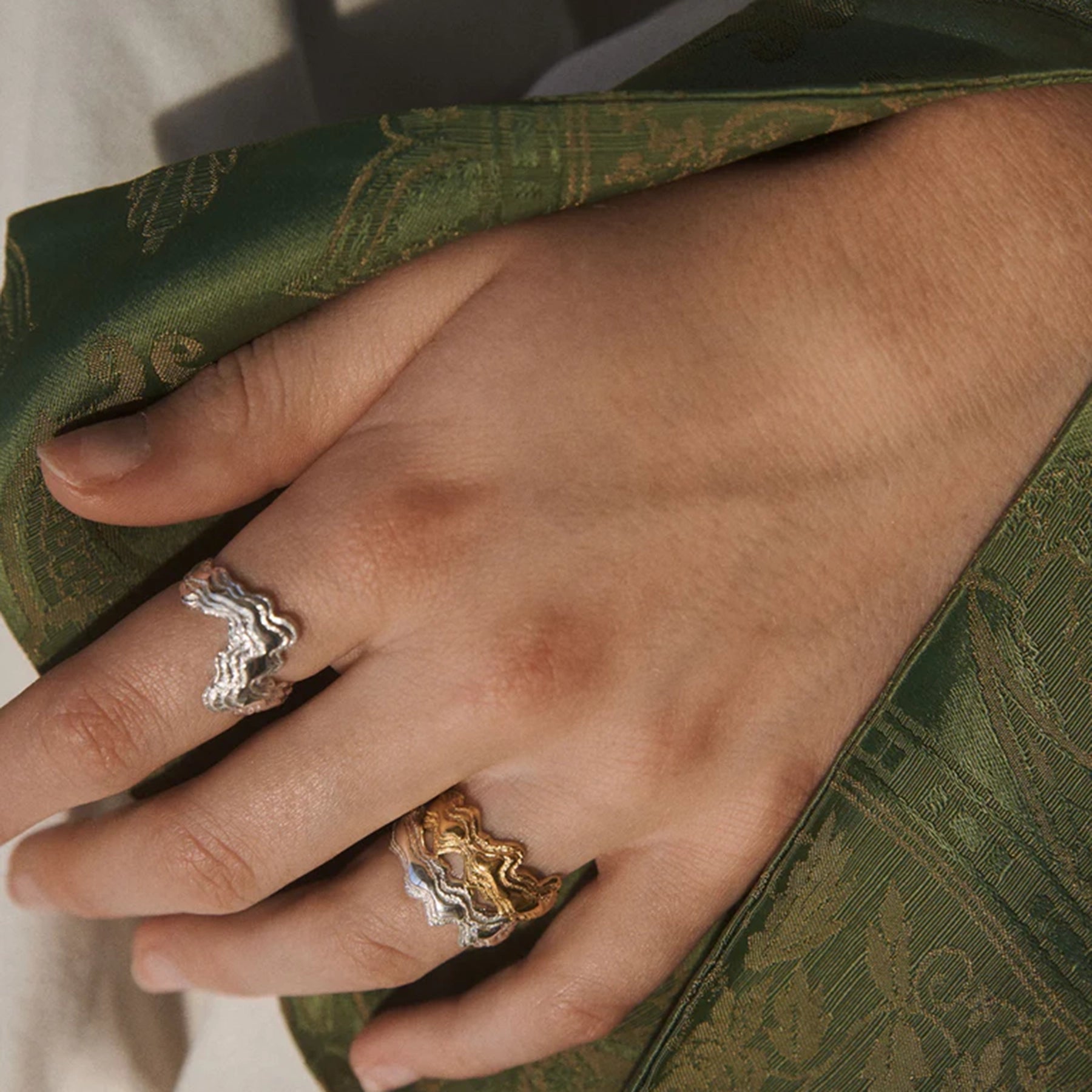 Medium Blurry Layers Ring Sølv – fra Camille Brinch | Dirks Jewellery