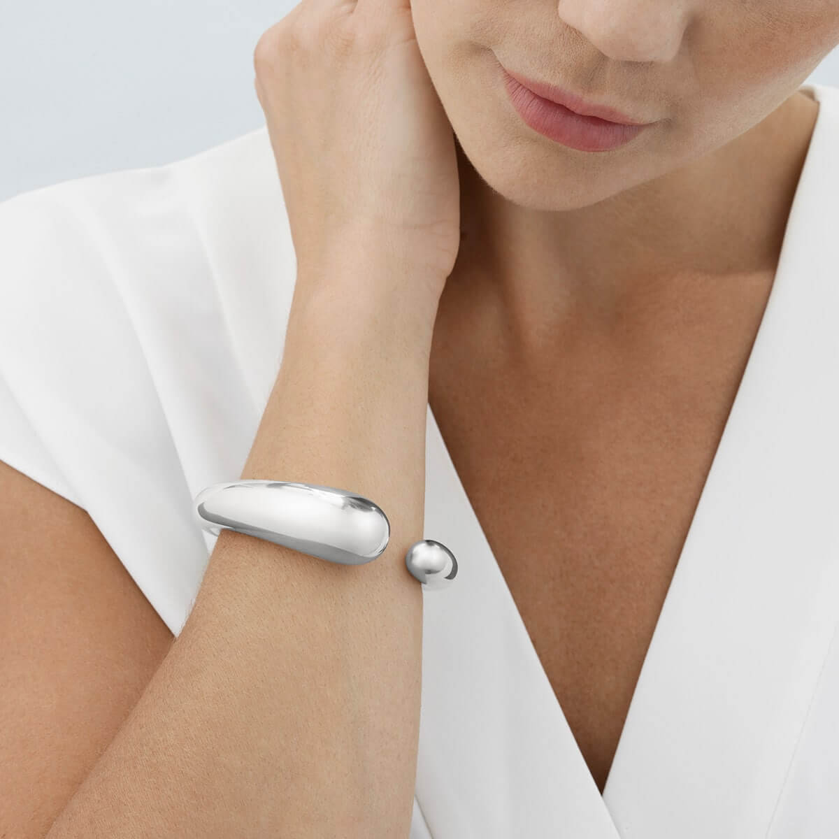 Mercy Mega armring, sølv – Ægte håndværk fra Dirks Jewellery