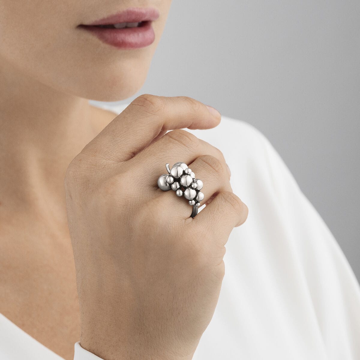 Moonlight grapes lille ring – fra Georg Jensen | Dirks Jewellery
