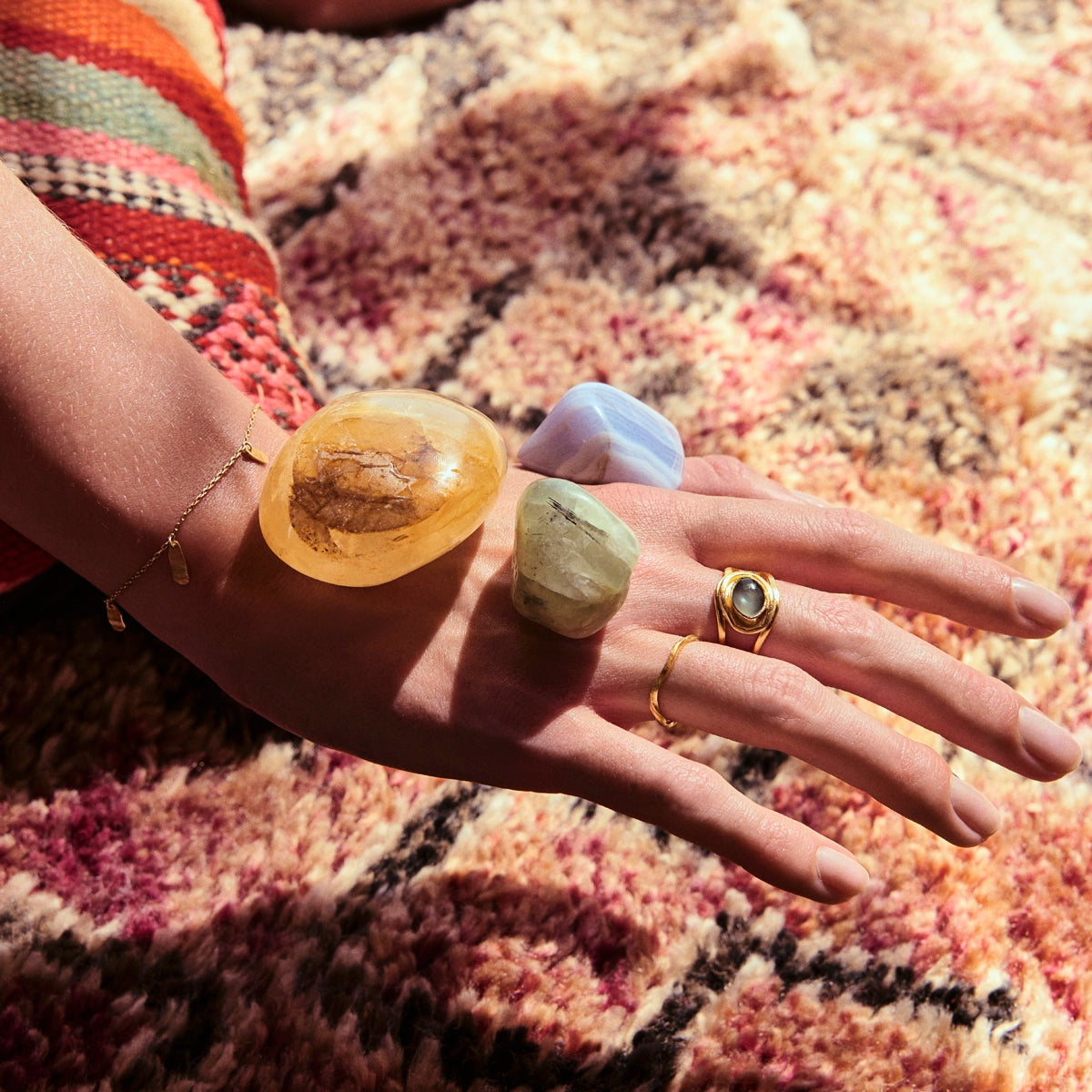 SIV ring sølv forgyldt – fra Maanesten | Dirks Jewellery