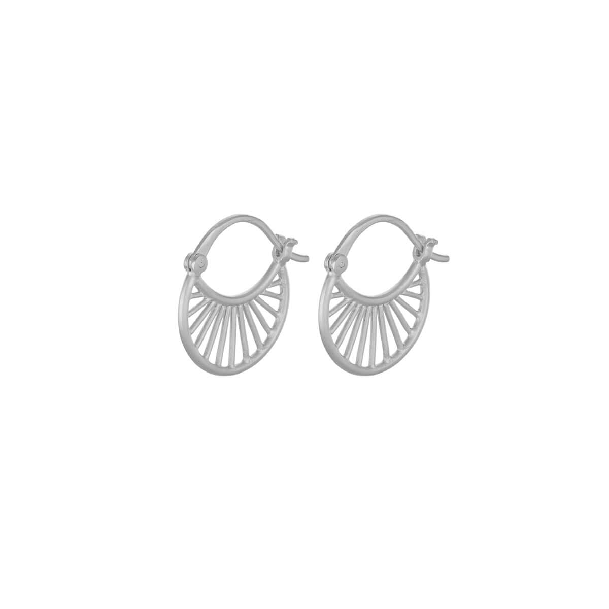 Small daylight øreringe, sølv – Ægte håndværk fra Dirks Jewellery