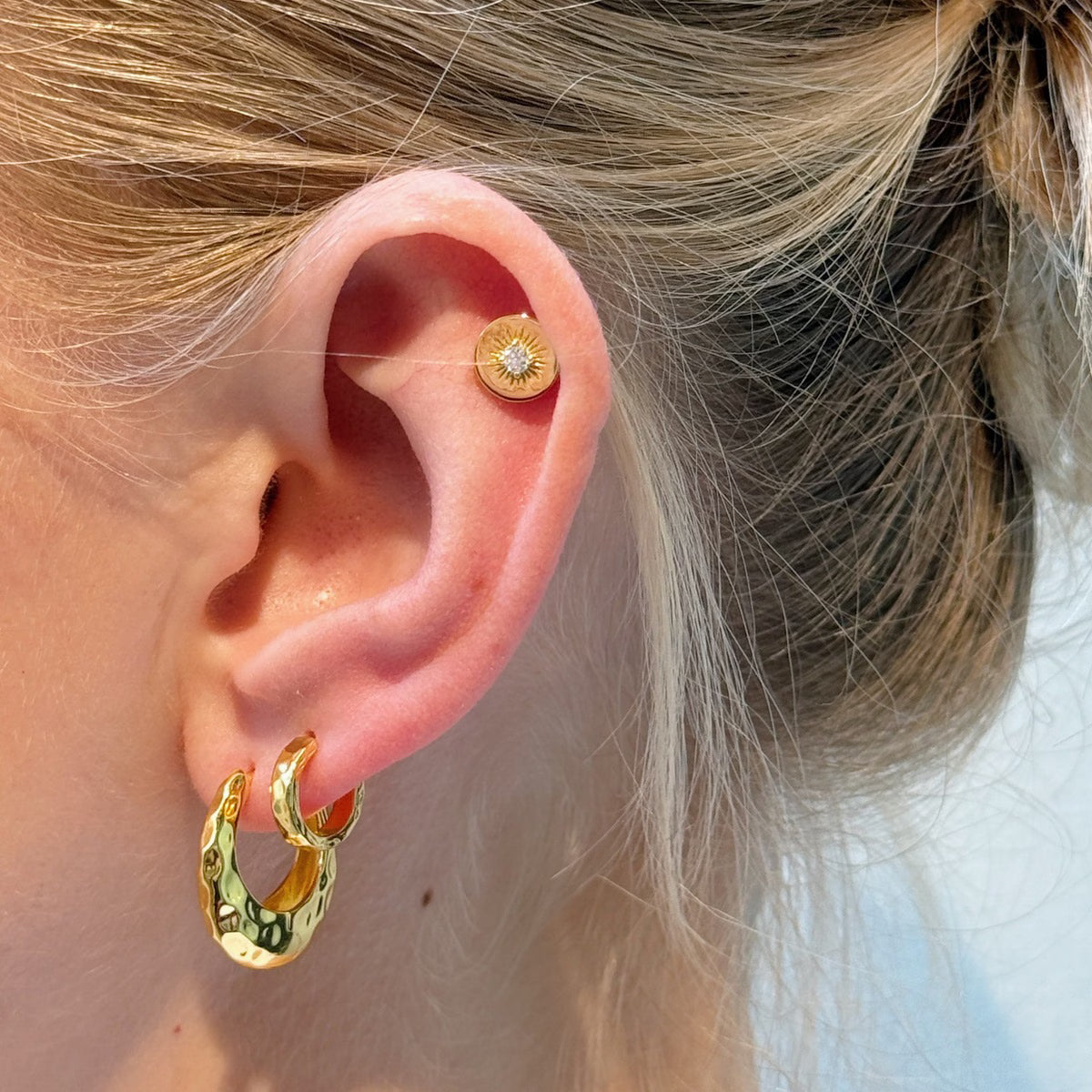 Bumped forg ørestik small – fra Studio.Z | Dirks Jewellery